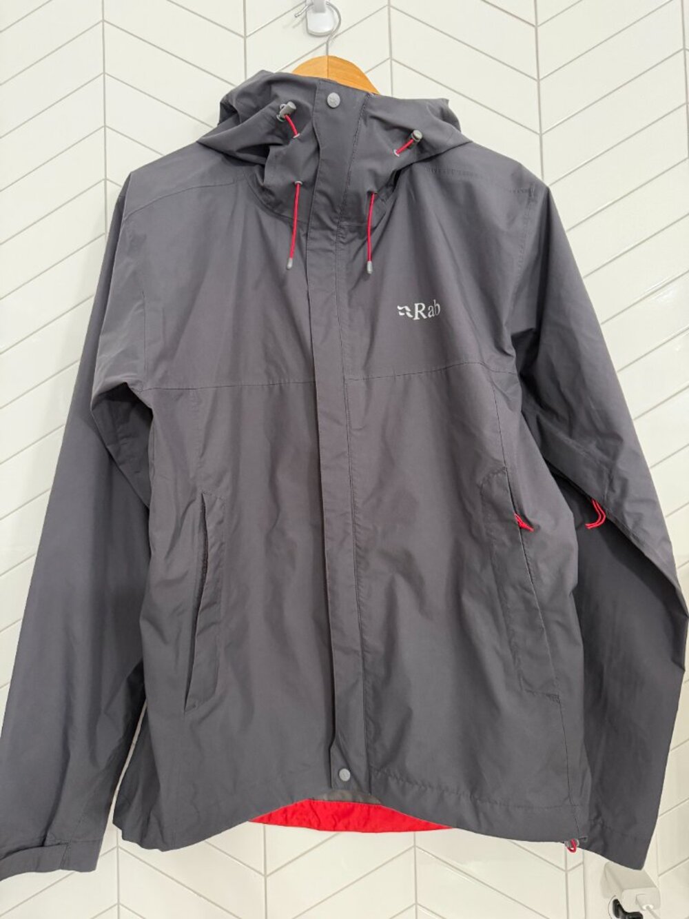 Rab Men’s Downpour Eco Waterproof Rain Jacket Gray |  Medium QWG-82
